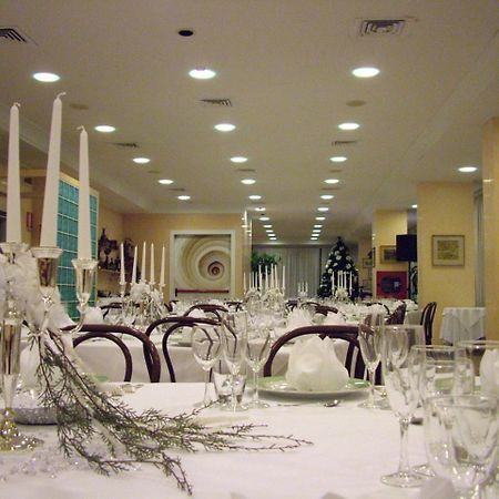 Hotel Acerboli Rimini Kültér fotó