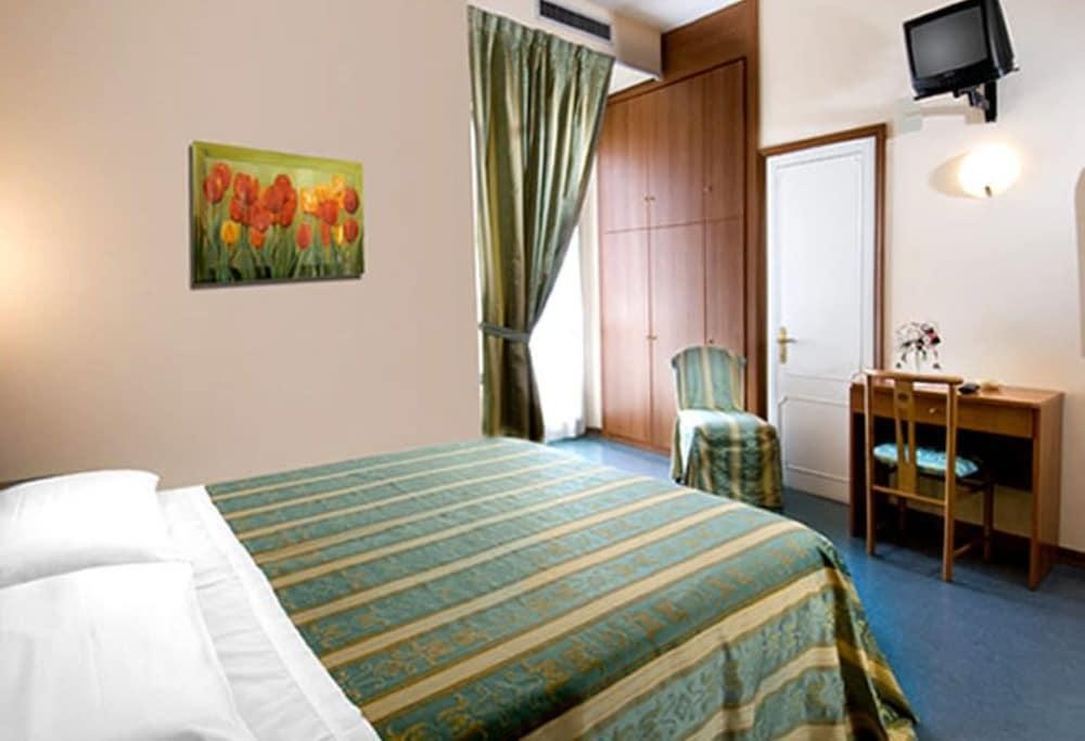 Hotel Acerboli Rimini Kültér fotó