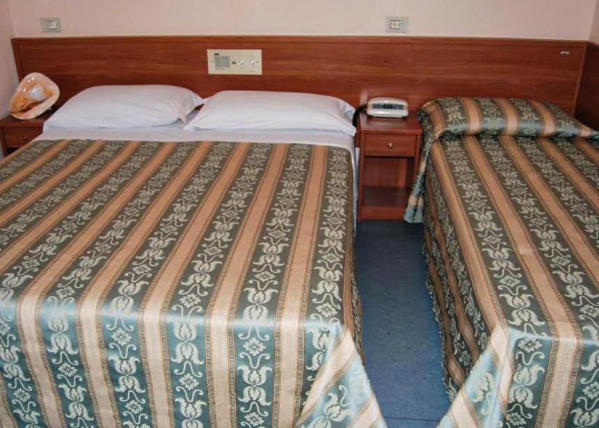 Hotel Acerboli Rimini Kültér fotó