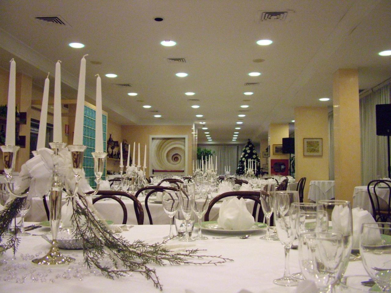 Hotel Acerboli Rimini Kültér fotó